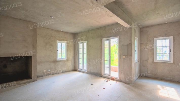 中国边城二手房实景图