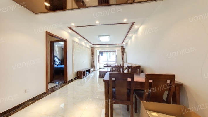 蔚雲府二手房实景图