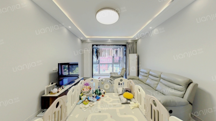 东方蓝海中心二手房实景图