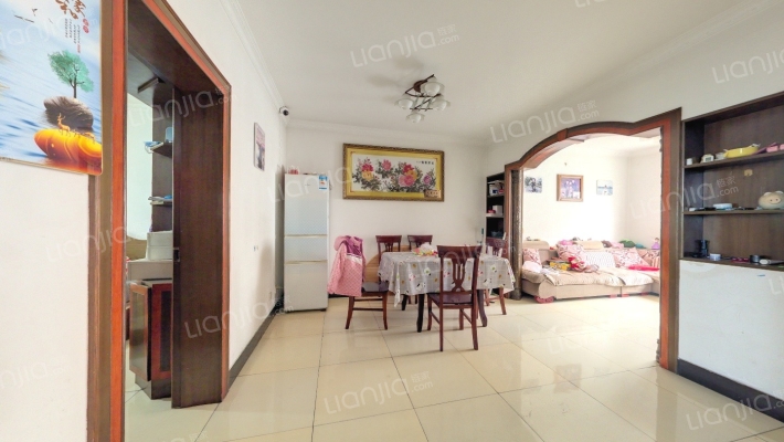 馨怡大院二手房实景图