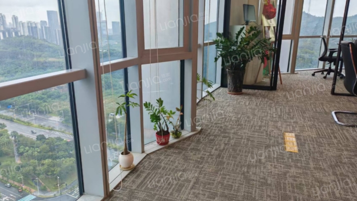 富力中心二手房实景图