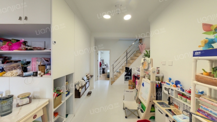 海霞佳苑二手房实景图