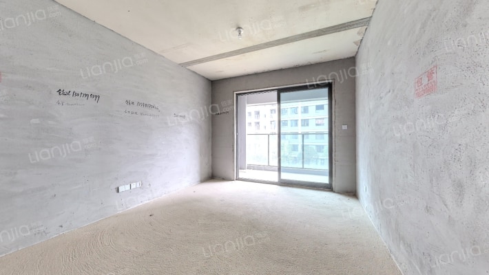 新城明昱东方一期A区二手房实景图