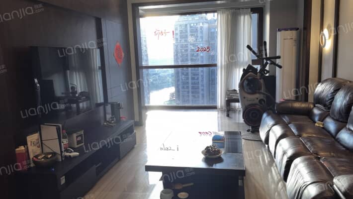 翡翠湾源著二手房实景图