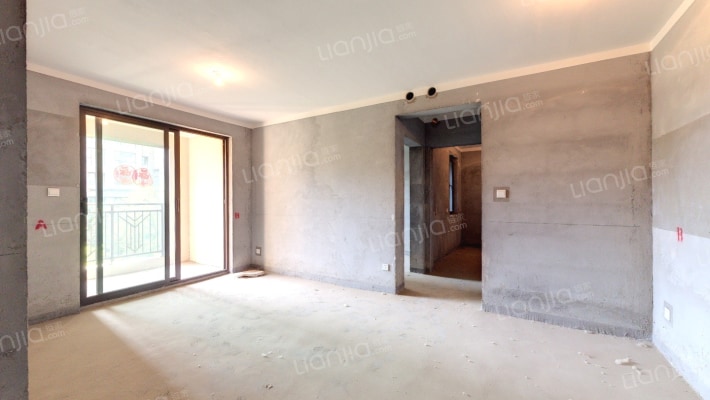 绿都澜湾榕园二手房实景图