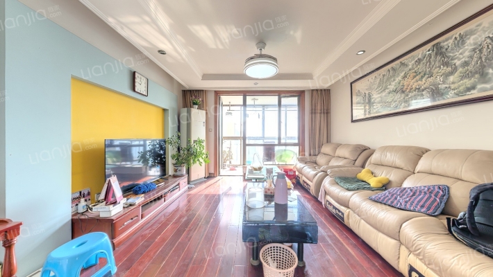 东方冠郡一期二手房实景图