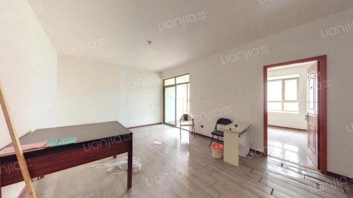 龍庭花苑二手房实景图