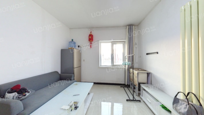 卫生局党校二手房实景图