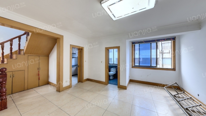 人民中路33弄小区二手房实景图