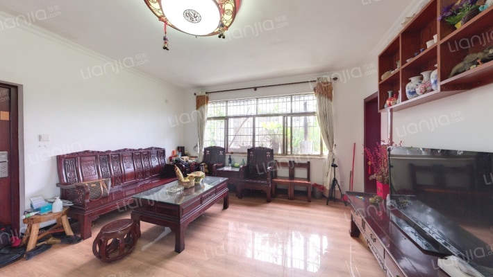 凤凰别墅二手房实景图