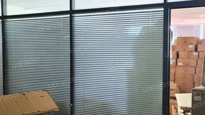 中信大厦二手房实景图