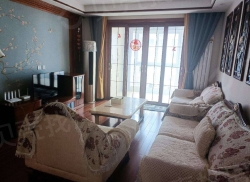 整租·华恩城西区 1室2厅 北_华恩城西区租房