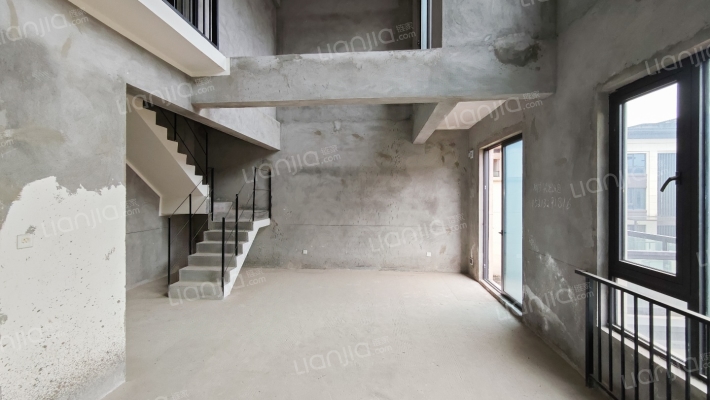 君屿墅G区二手房实景图