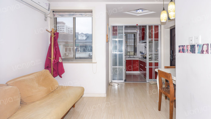 临汾路1060弄二手房实景图