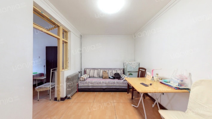 爱民里二手房实景图