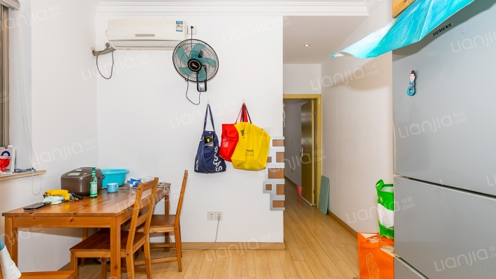 锦苑小区(虹口)二手房实景图