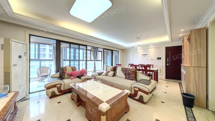 西派城A区二手房实景图