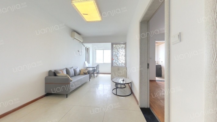 万象春天一期二手房实景图