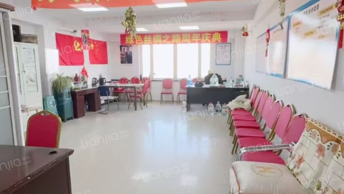 新东广场商务中心二手房实景图