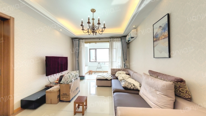 万科城二手房实景图