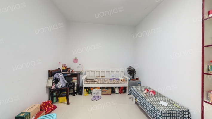 万佳公寓二手房实景图