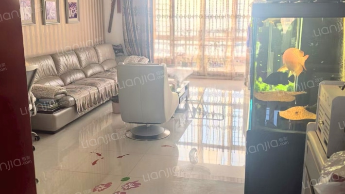 建兴家园二手房实景图