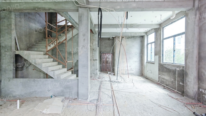 君临香格里A区二手房实景图