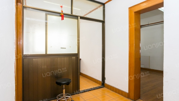 天成小区二手房实景图