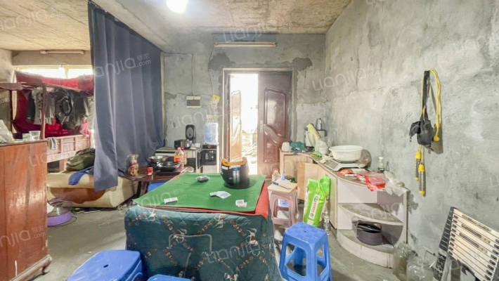 芝岭新村二手房实景图