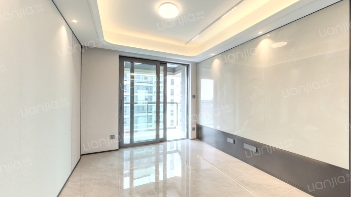 招商中旅揽阅二手房实景图