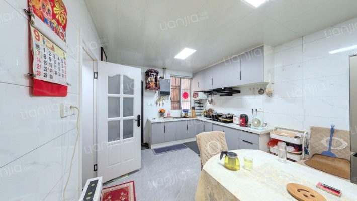 柴机新村二手房实景图