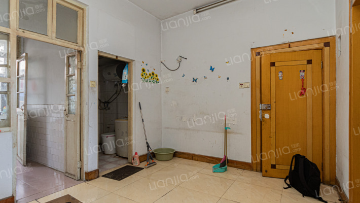 丹徒工具厂宿舍区二手房实景图