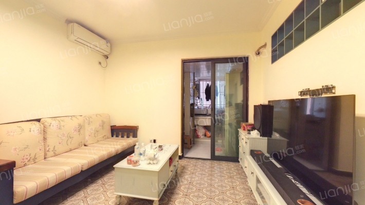 郁金香国际公寓二手房实景图