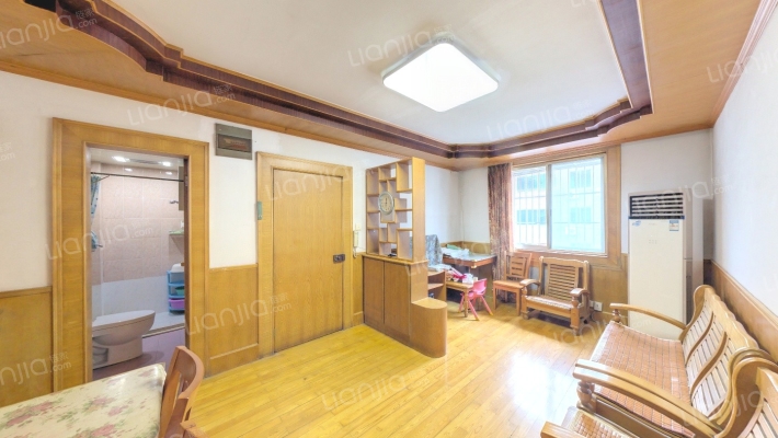 曹一社区纺工大院二手房实景图