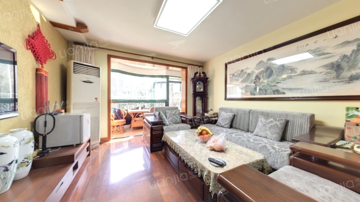 爱嘉苑二手房实景图