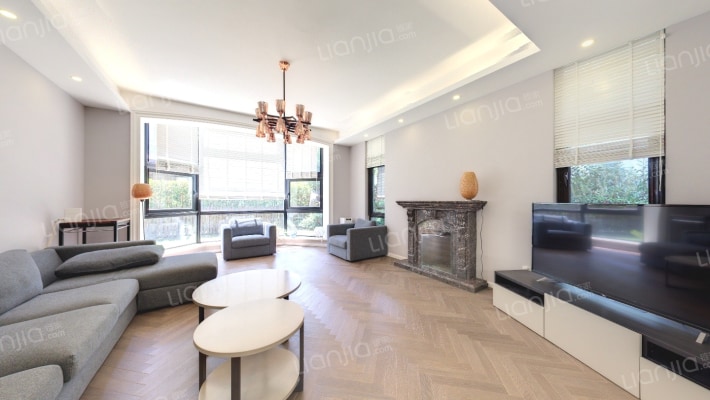 西郊园中园二手房实景图