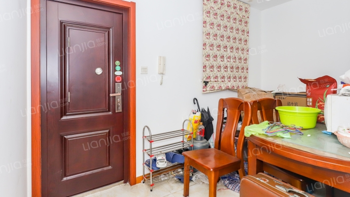 康平小区二手房实景图