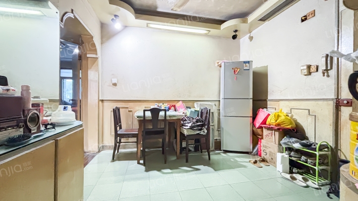 东礁四村二手房实景图