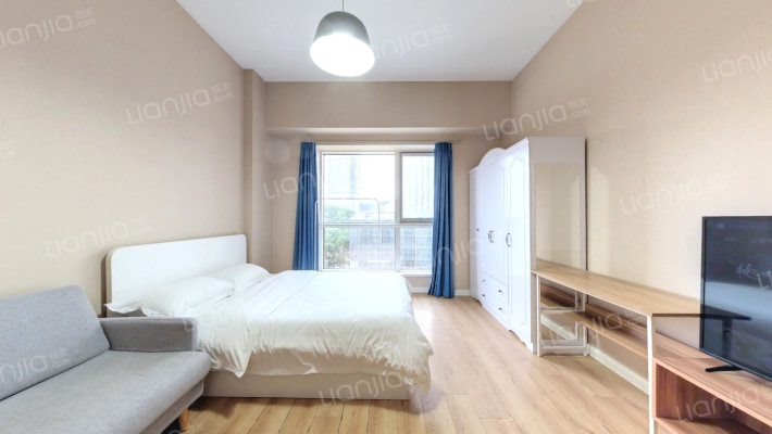 世界侨商中心二手房实景图