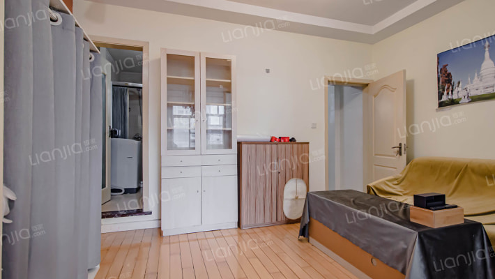 联华公寓二手房实景图