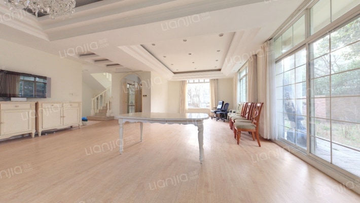 汤臣高尔夫(别墅)二手房实景图