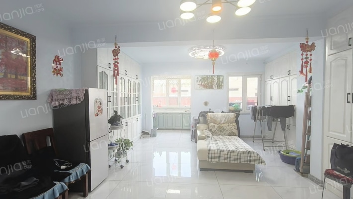 金都河畔二手房实景图