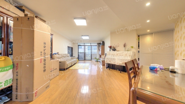 世纪公馆二手房实景图