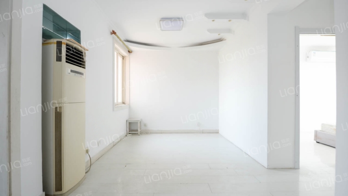 桥畔小区二手房实景图