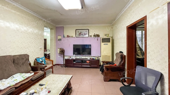 上游三村32号二手房实景图