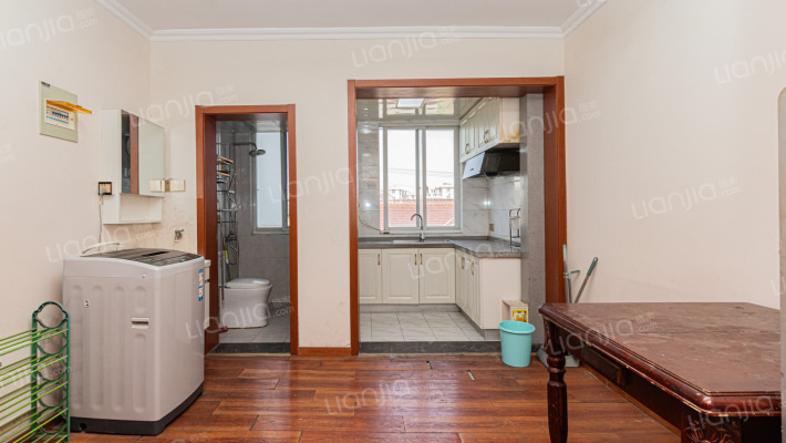 杜湖新村二手房实景图