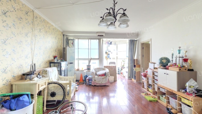 恋日嘉园一期二手房实景图