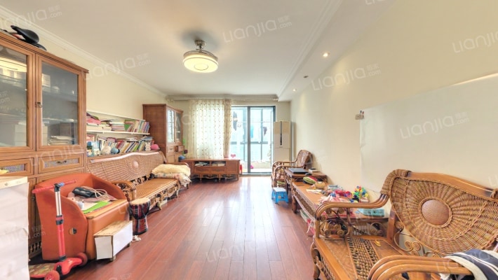 万科魅力之城二手房实景图