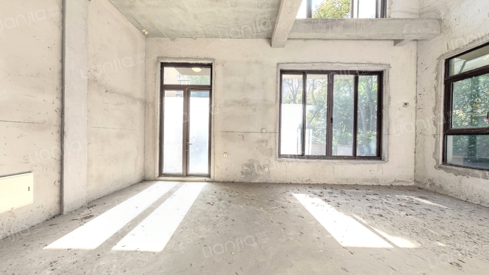 璞缇墅二手房实景图