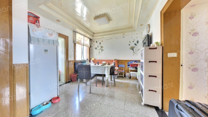 万寿新村一、二区二手房实景图